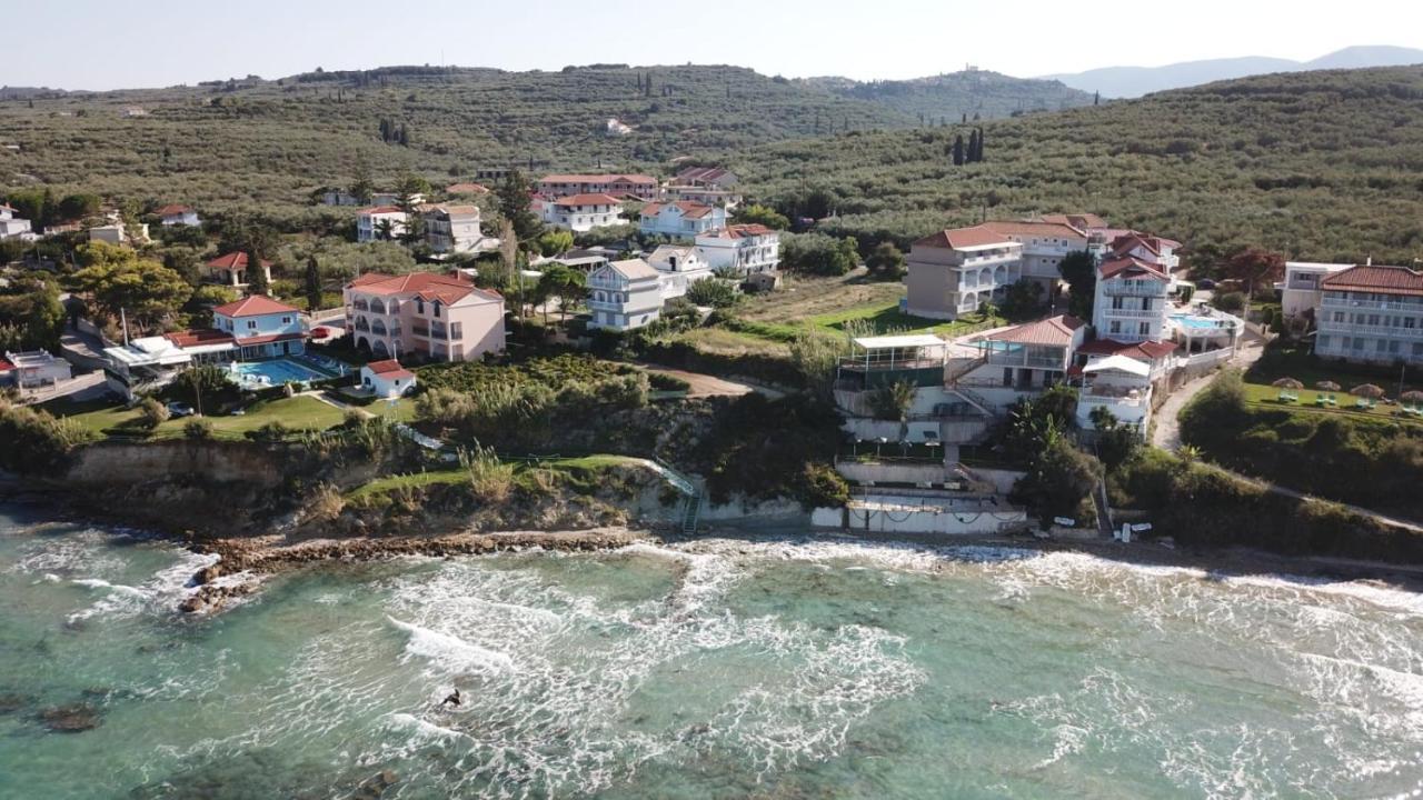 Villa Antonis Deluxe Apartments 阿莫迪 外观 照片
