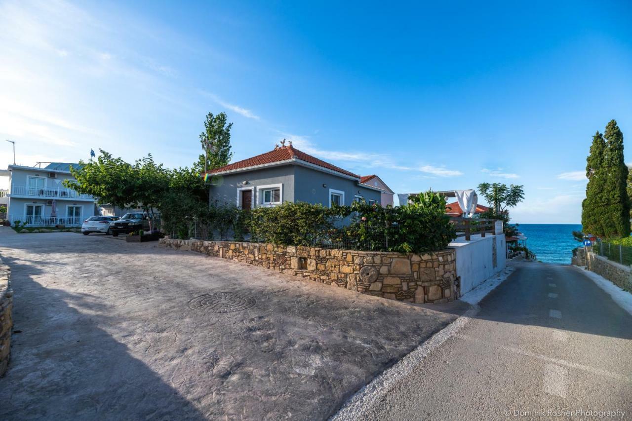 Villa Antonis Deluxe Apartments 阿莫迪 外观 照片